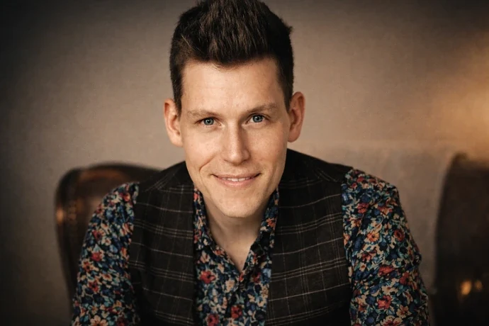 Portrait de Charly Teller, animateur événementiel à Lille